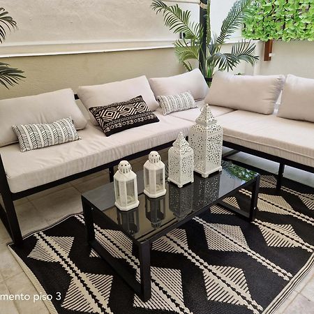 Virgen De Gracia Apartments Malaga Zewnętrze zdjęcie