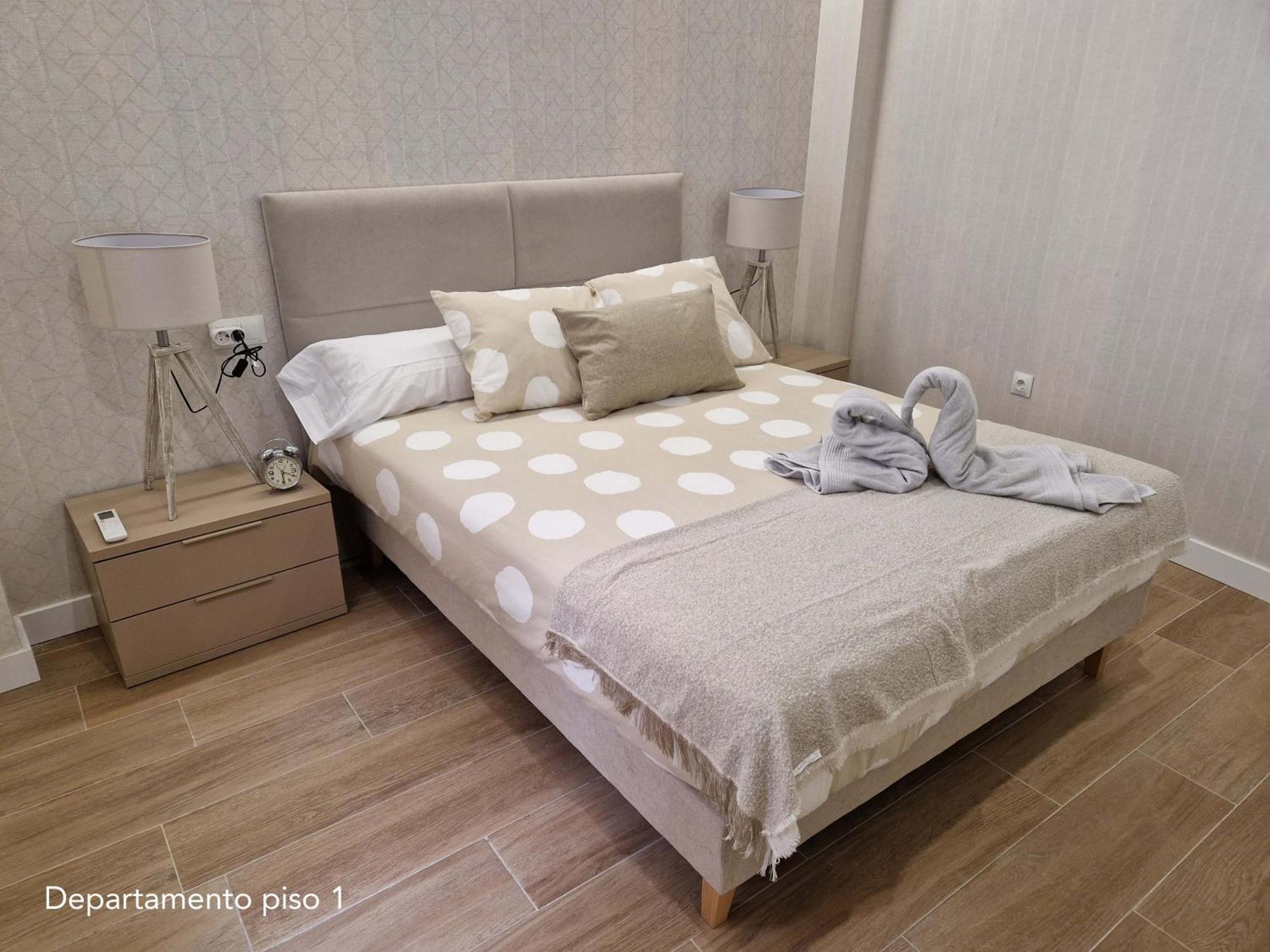 Virgen De Gracia Apartments Malaga Zewnętrze zdjęcie