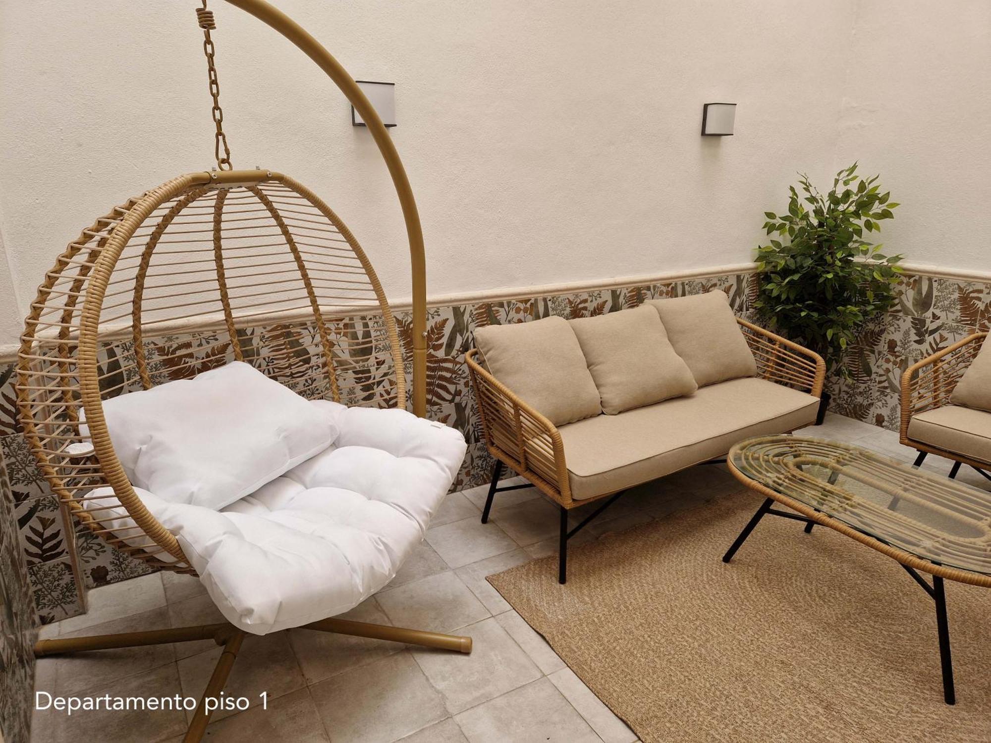 Virgen De Gracia Apartments Malaga Zewnętrze zdjęcie